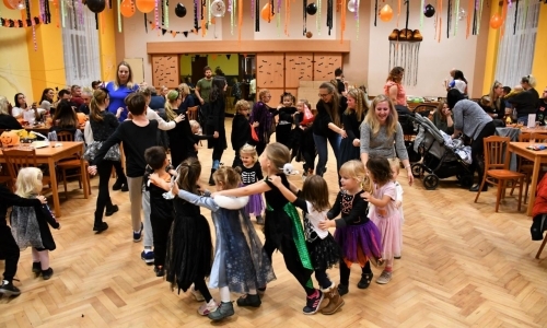 Halloweenská párty