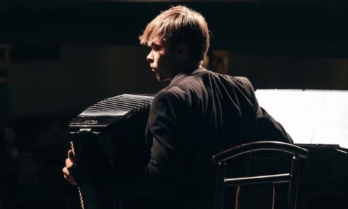 TN: Pódium mladých